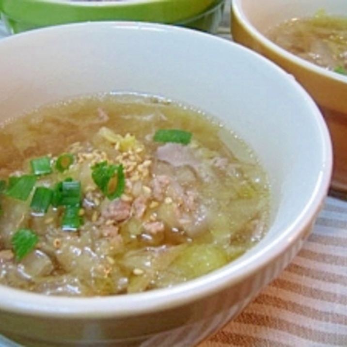 白菜と春雨の豚肉スープ
